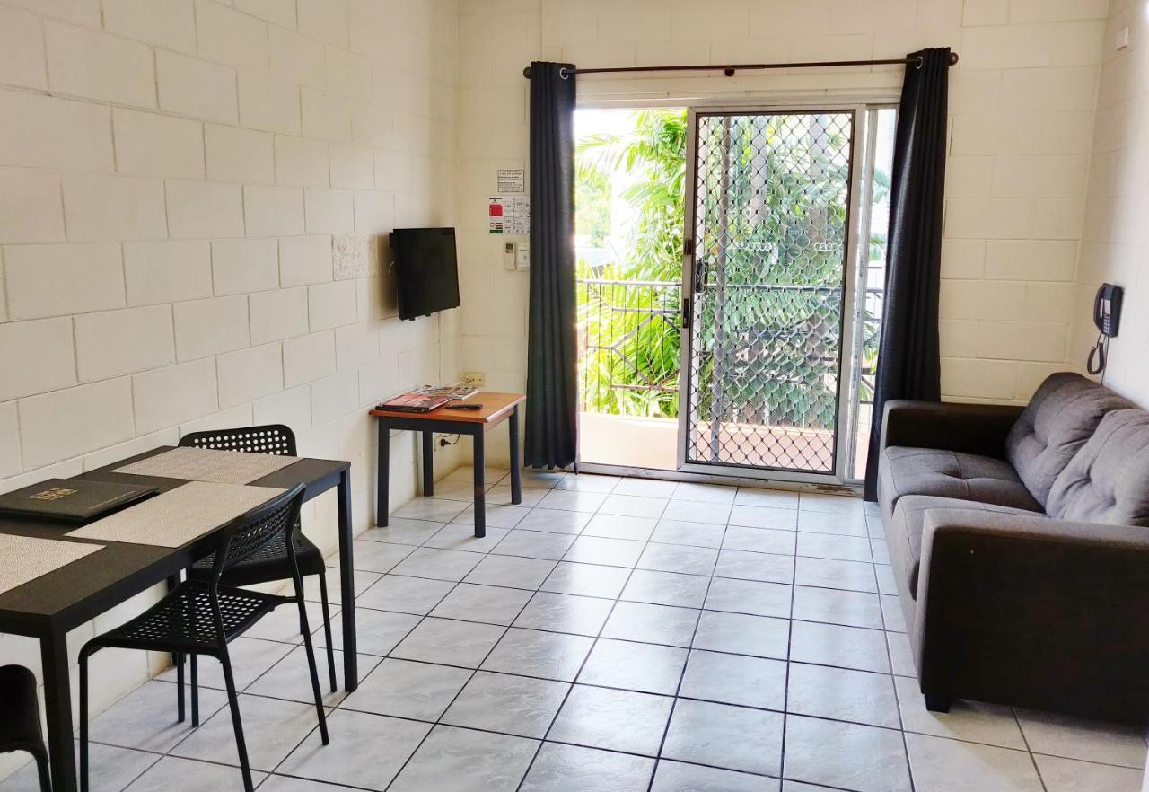 Coconut Grove Holiday Apartments Даруин Екстериор снимка