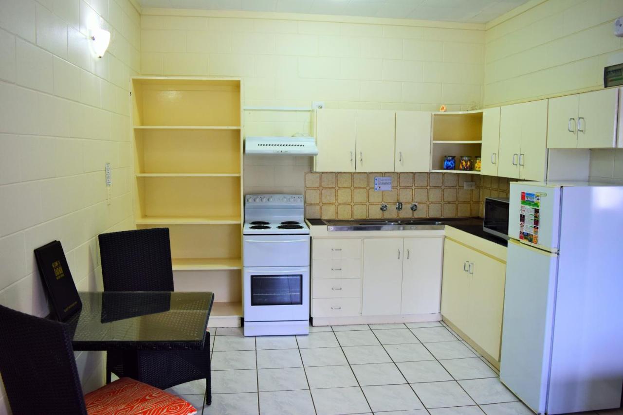 Coconut Grove Holiday Apartments Даруин Екстериор снимка