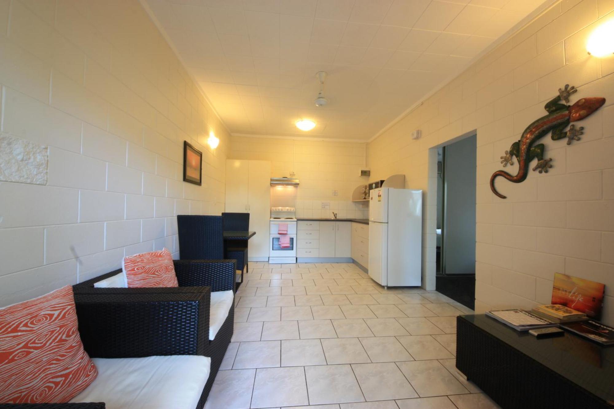 Coconut Grove Holiday Apartments Даруин Екстериор снимка