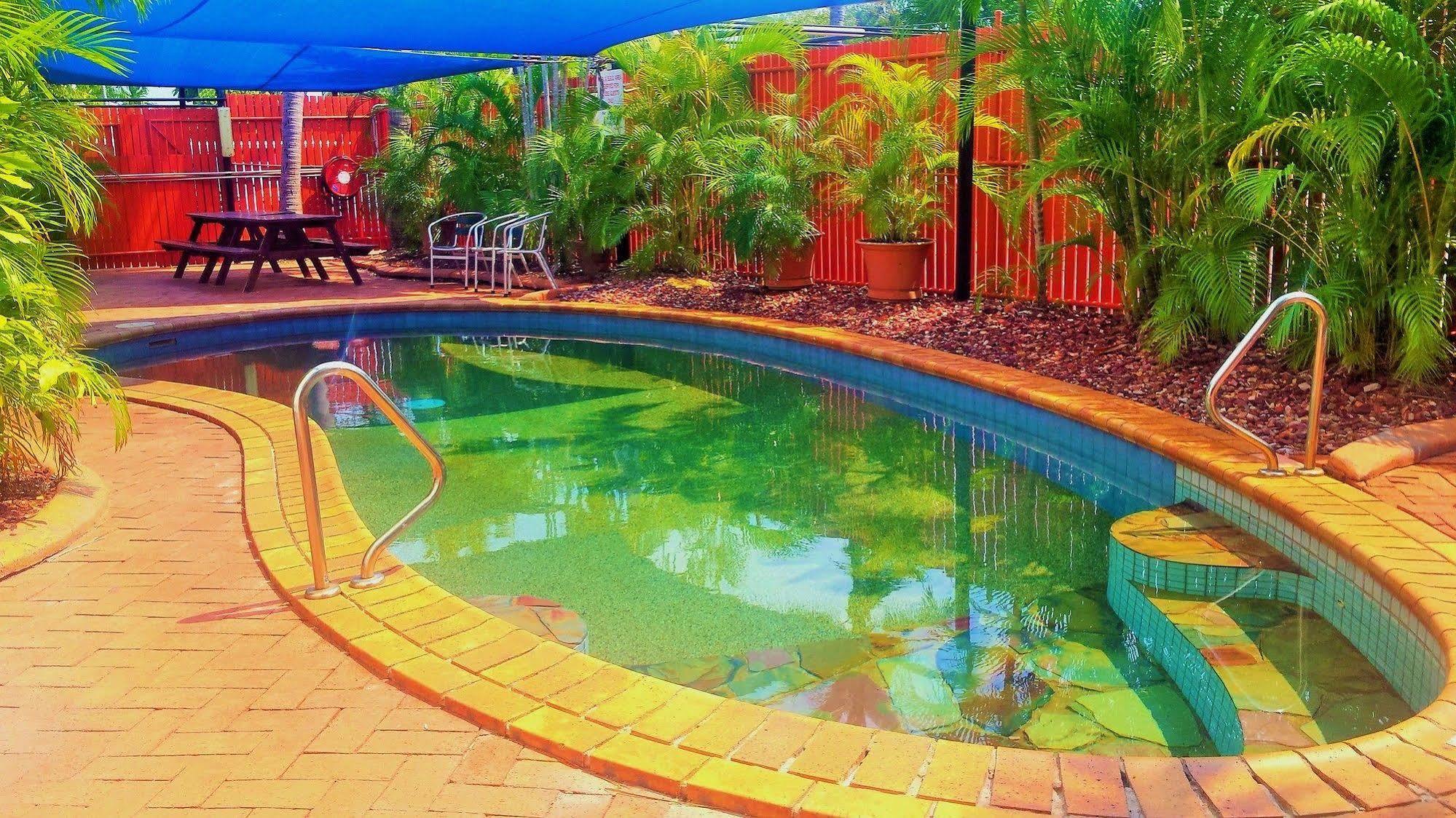 Coconut Grove Holiday Apartments Даруин Екстериор снимка